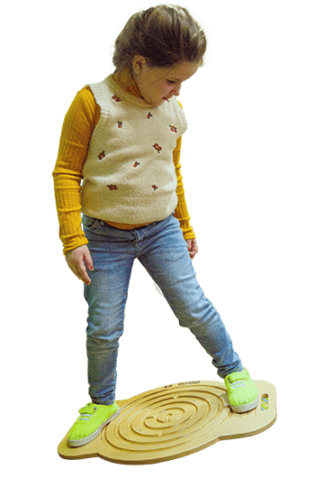 на балансире Лабиринт